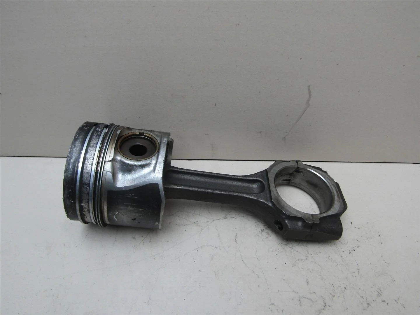 Шатун Hyundai Trajet 2000-2009  [2351027000]  2.0 2.2 D4EA D4EB в Вологде