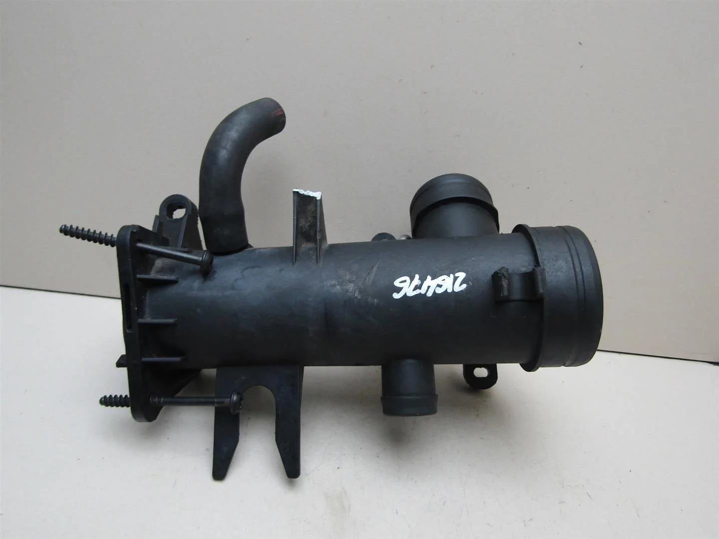 Воздуховод VW Golf V 2003-2009  [03C129617E]  1.4 TSI в Вологде