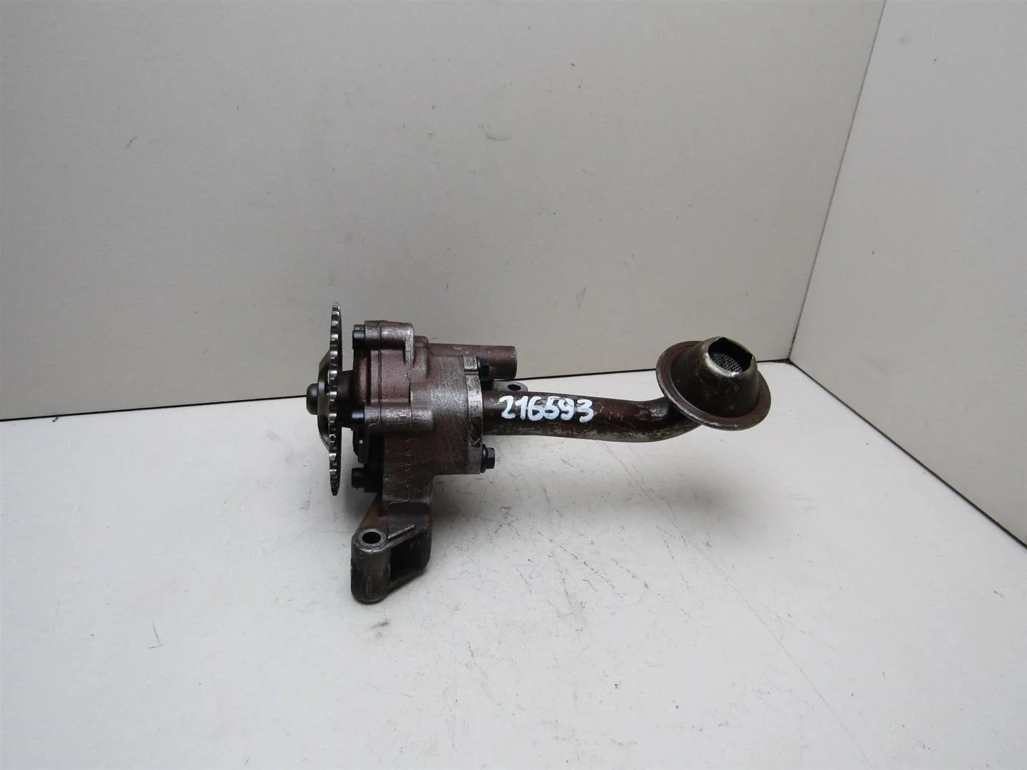 Насос масляный VW Golf IV \Bora 1997-2005  [06A115105]  1.6 1.8 2.0  1.9D в Вологде