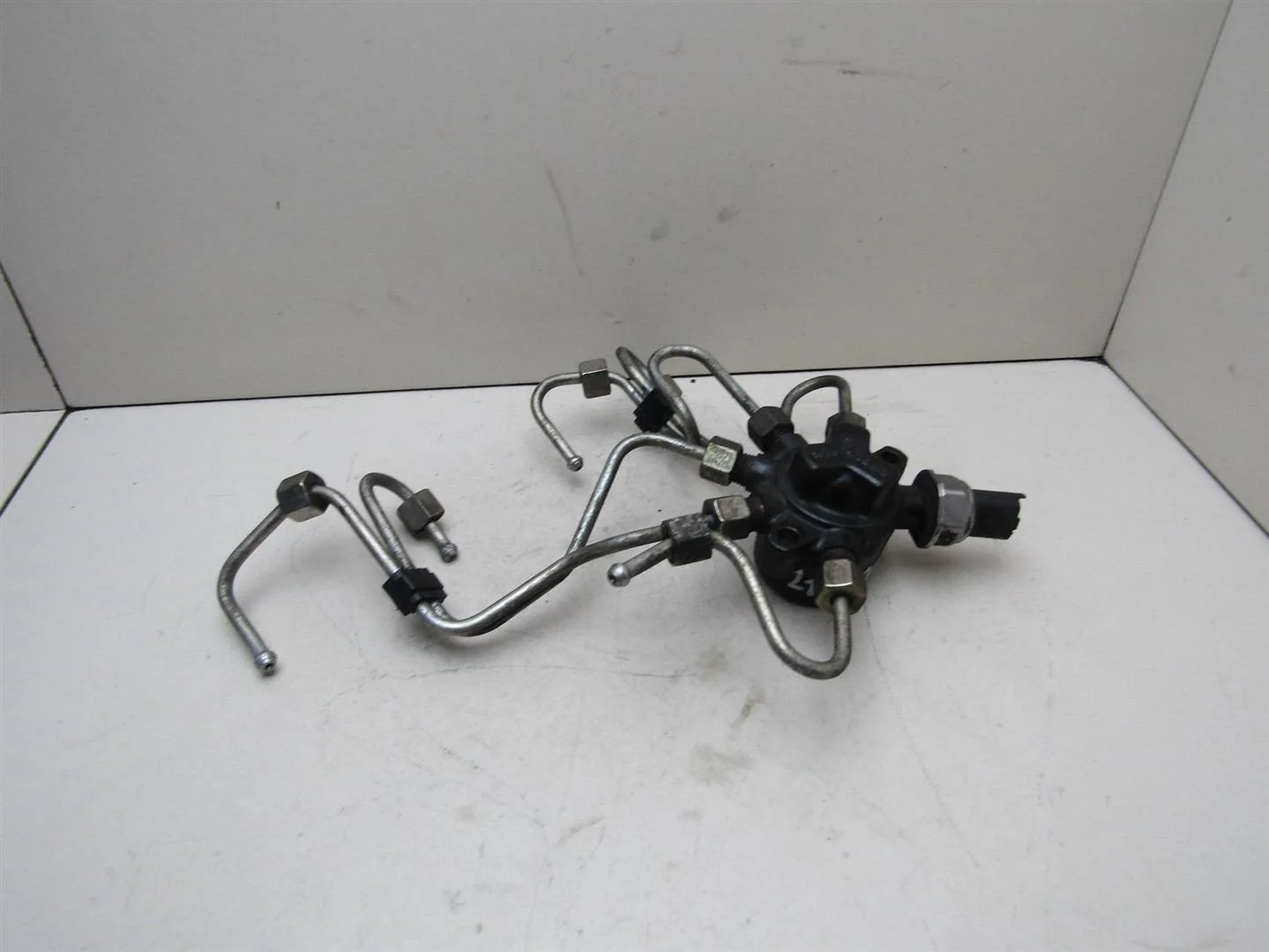 Рейка топливная (рампа) Renault Megane II 2002-2009  [8200584034]  1.5 K9K в Вологде