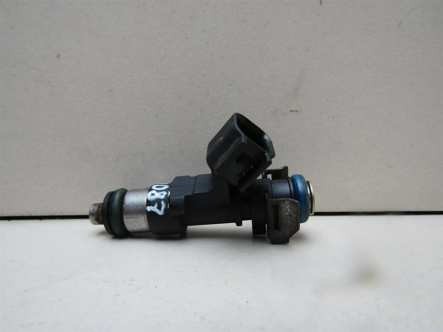 Форсунка инжекторная электрическая Chrysler 300C 2004-2010  [04591986AA]  2.7-4.0 в Вологде