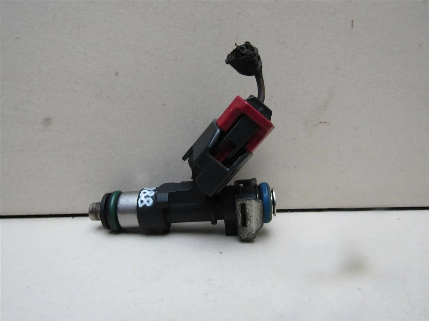 Форсунка инжекторная электрическая Chrysler 300C 2004-2010  [04591986AA]  2.7-4.0 в Вологде