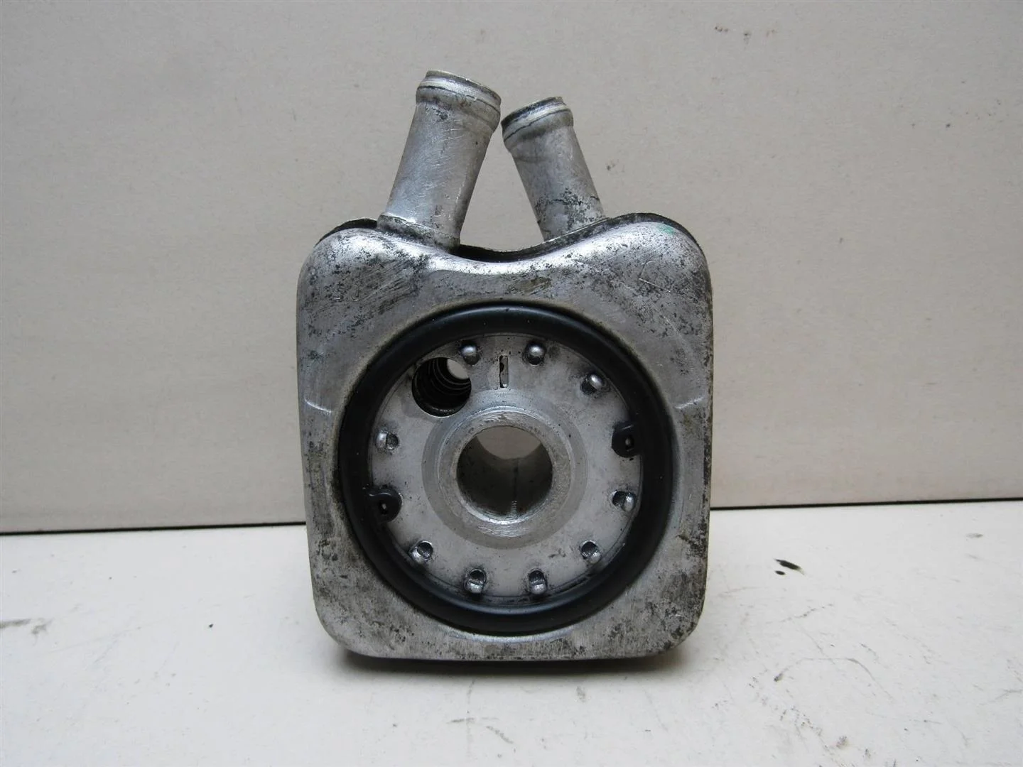 Радиатор масляный VW Golf IV \Bora 1997-2005  [078117021A]  1.6 AKL в Вологде