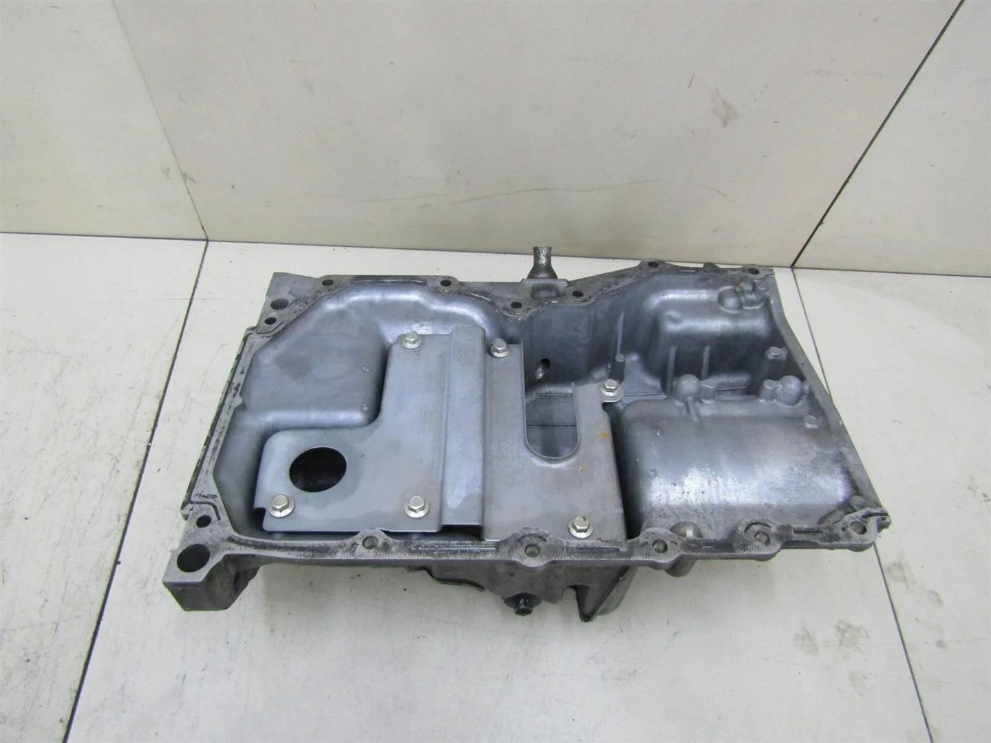 Поддон масляный двигателя Ford Focus II 2008-2011  [5340157]  1.8 2.0 в Вологде