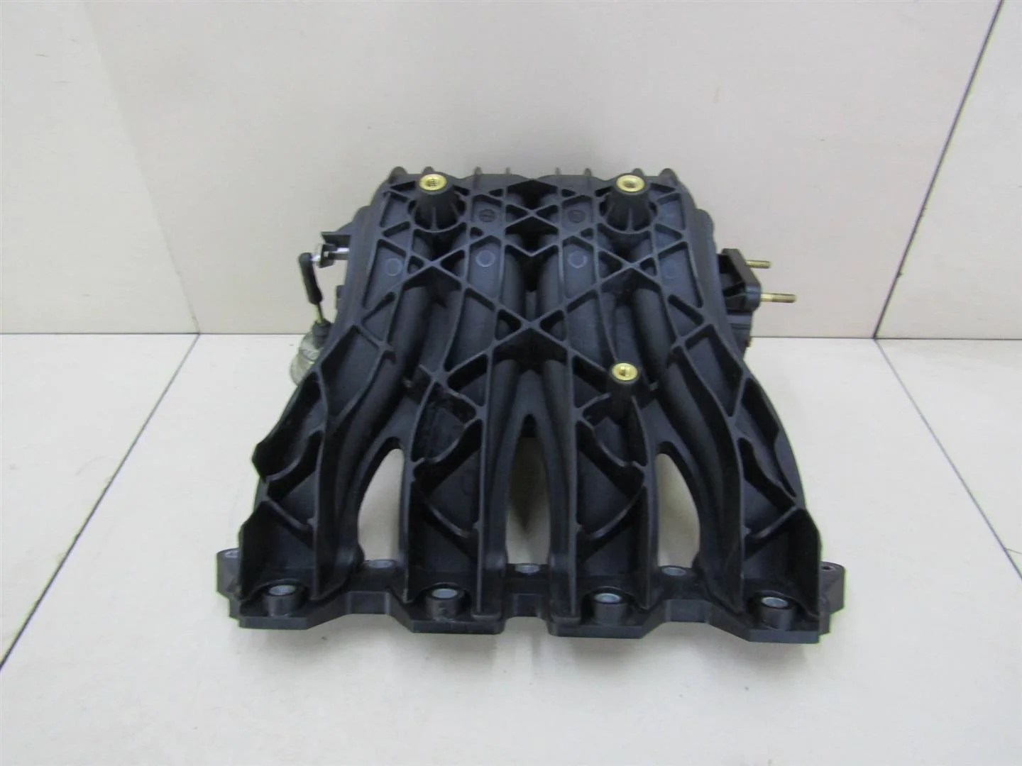 Коллектор впускной Chevrolet Aveo (T250) 2005-2011  [96452340]  1.4  F14D3 в Вологде