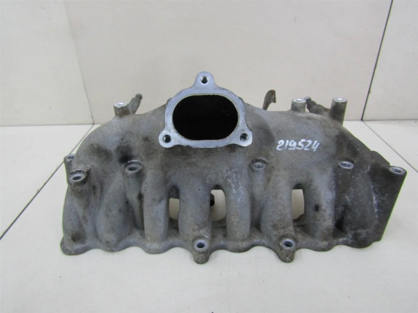 Коллектор впускной SsangYong Actyon New \Korando 2010-нв  [6711410301]  2.0 в Вологде