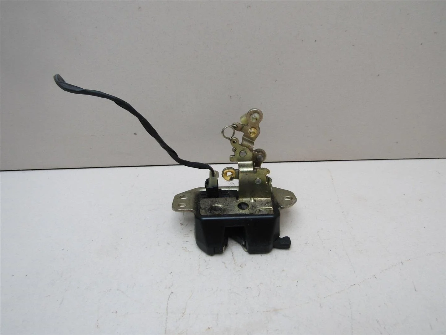 Замок багажника Chevrolet Aveo (T250) 2005-2011  [96454966]  в Вологде