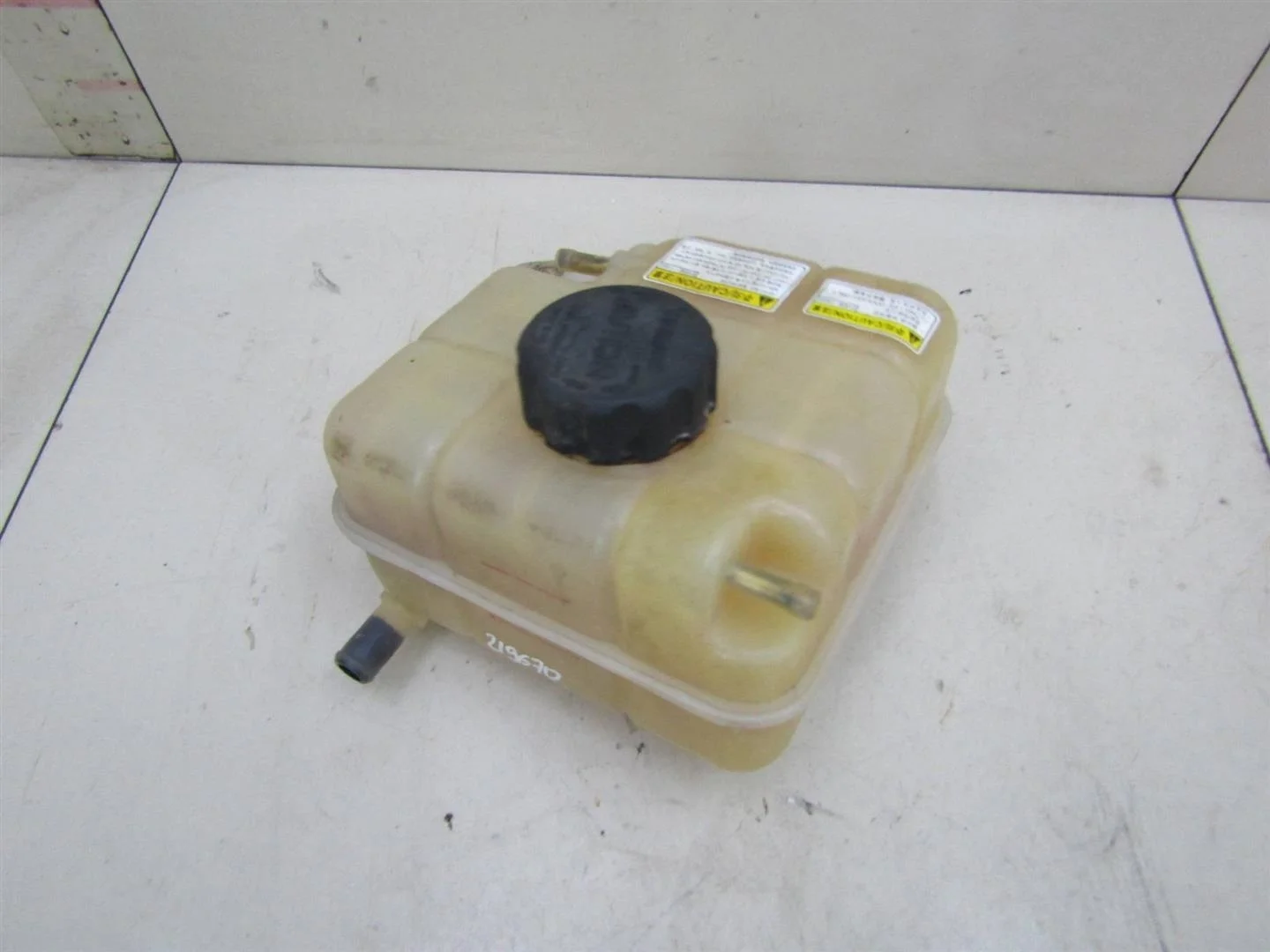 Бачок расширительный SsangYong Actyon New \Korando 2010-нв  [2161034001]  2.0 в Вологде