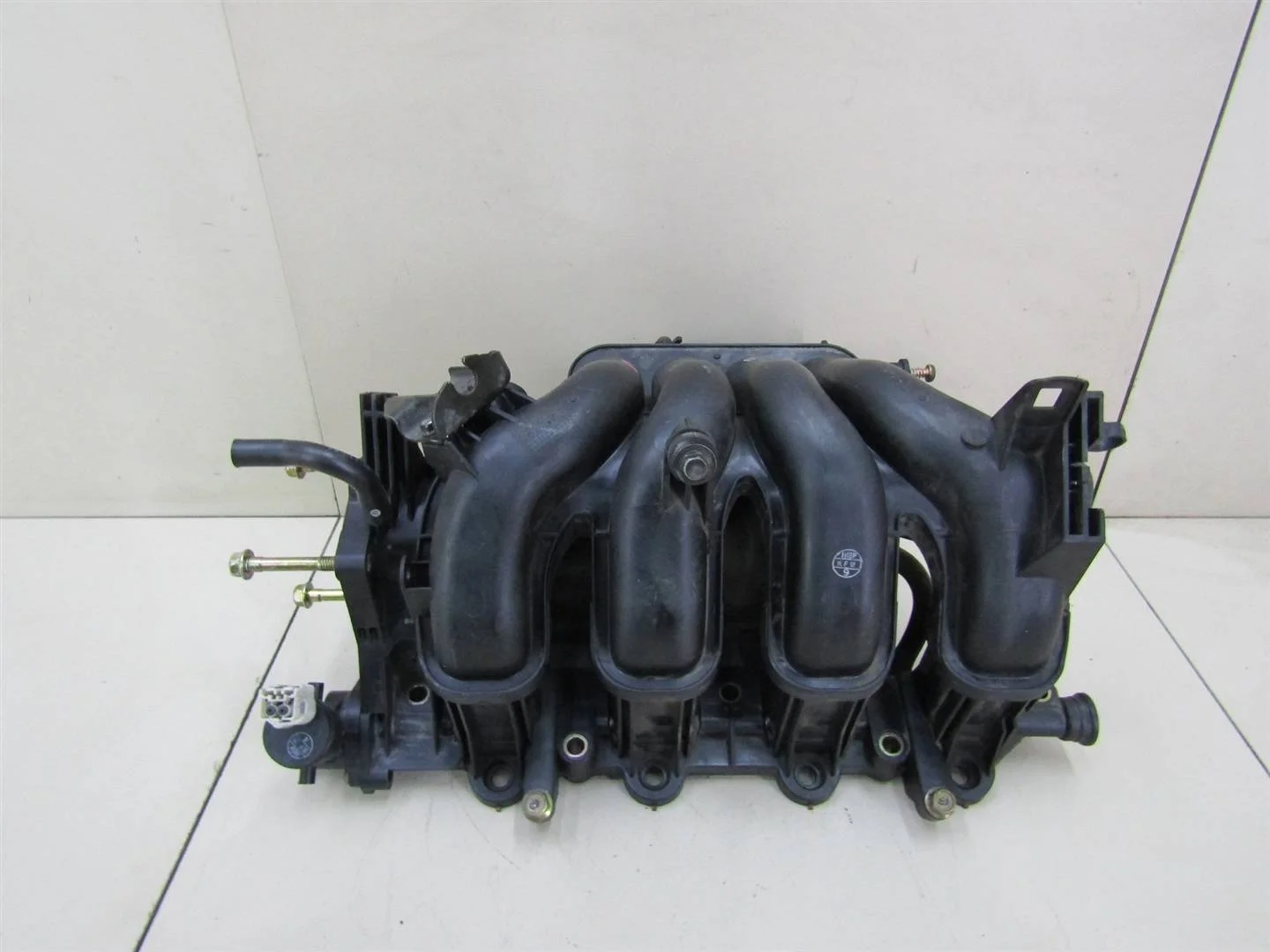 Коллектор впускной Mazda Mazda 3 (BK) 2002-2009  [Z62713100]  1.6 16V Z6 в Вологде