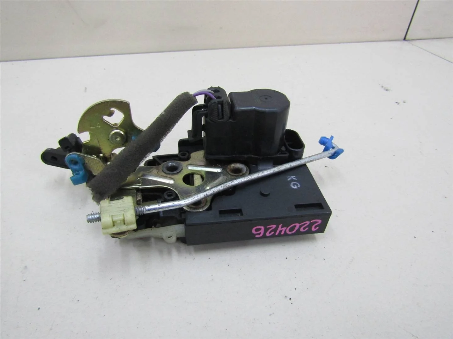 Замок двери задней левой Chevrolet Lacetti 2004-2013  [96260995]  1.4 F14D3 в Вологде