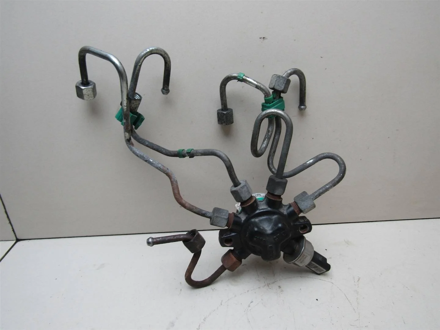 Рейка топливная (рампа) Renault Kangoo 2008-2021  [8200584034]  1.5 8V K9K 802 в Вологде