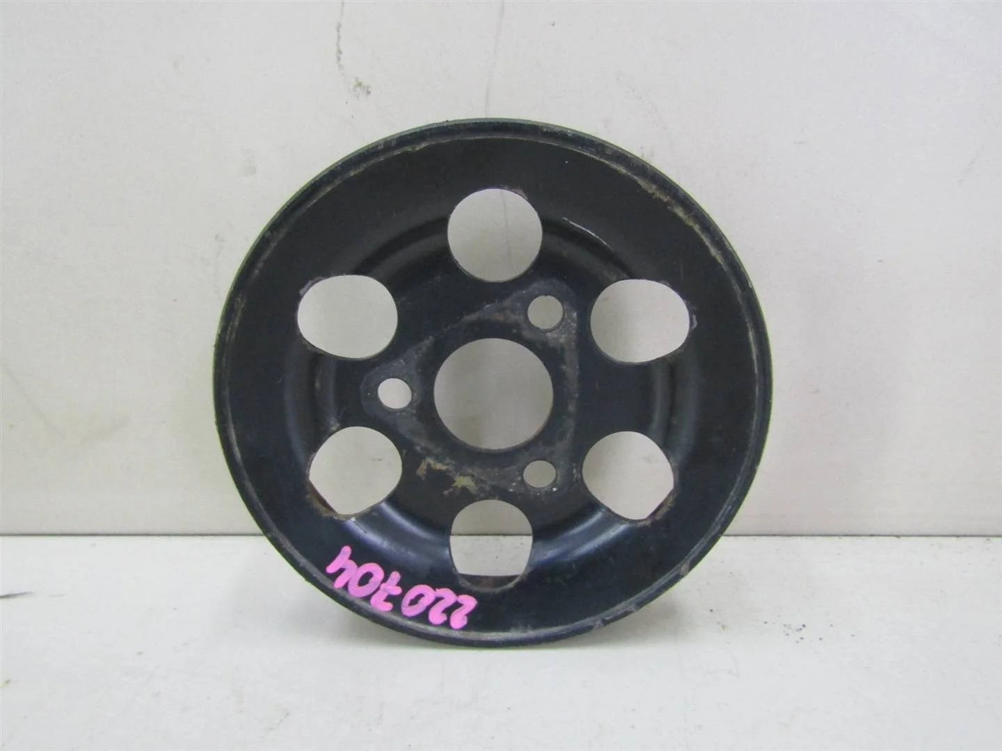 Шкив насоса гидроусилителя Audi A4 (B5) 1994-2002  [058145255E]  1.8 в Вологде