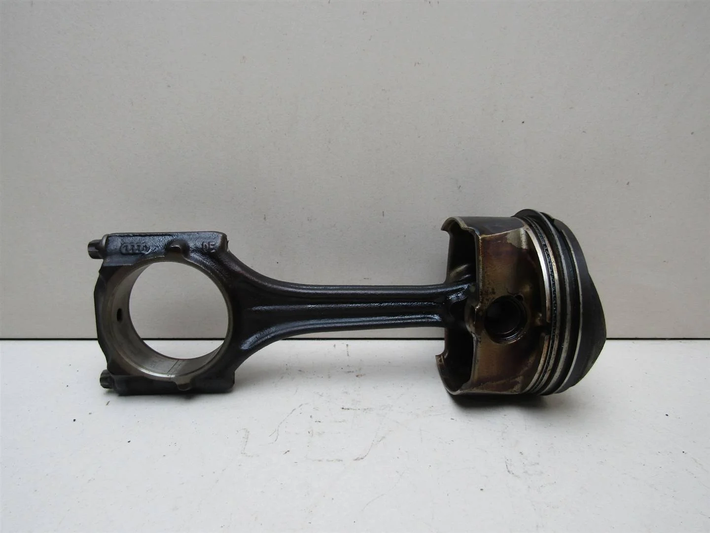 Шатун VW Passat (B6) 2005-2010  [06D198401]  2.0 BVY в Вологде