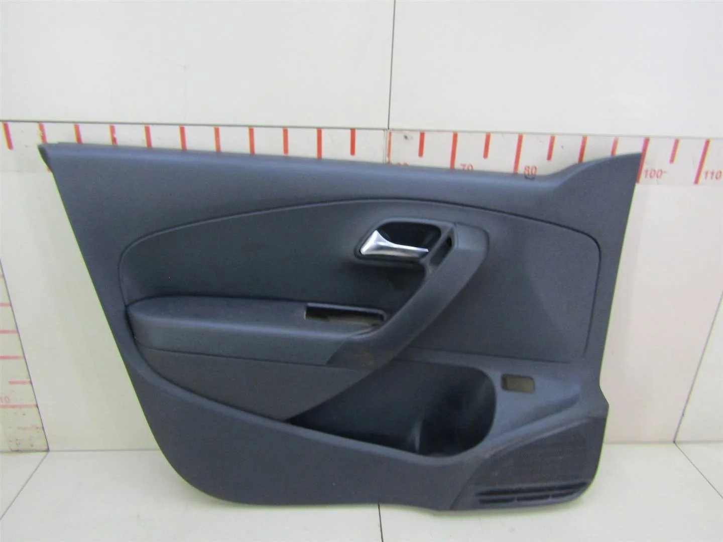 Обшивка двери передней левой VW Polo (Sed RUS) 2011-2020  [6RU867011E82V]  1.6 CFNA в Вологде
