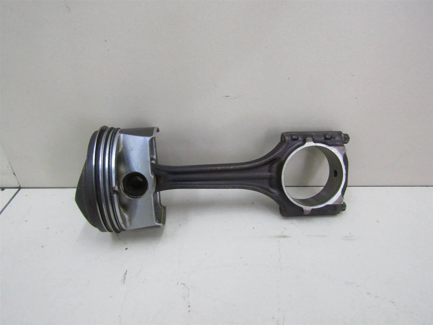 Шатун VW Passat (B6) 2005-2010  [06D198401]  2.0  в Вологде