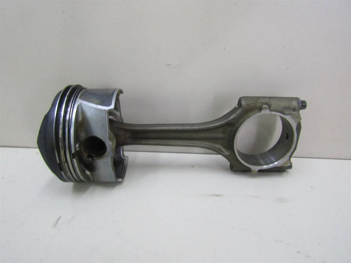 Шатун VW Passat (B6) 2005-2010  [06D198401]  2.0  в Вологде