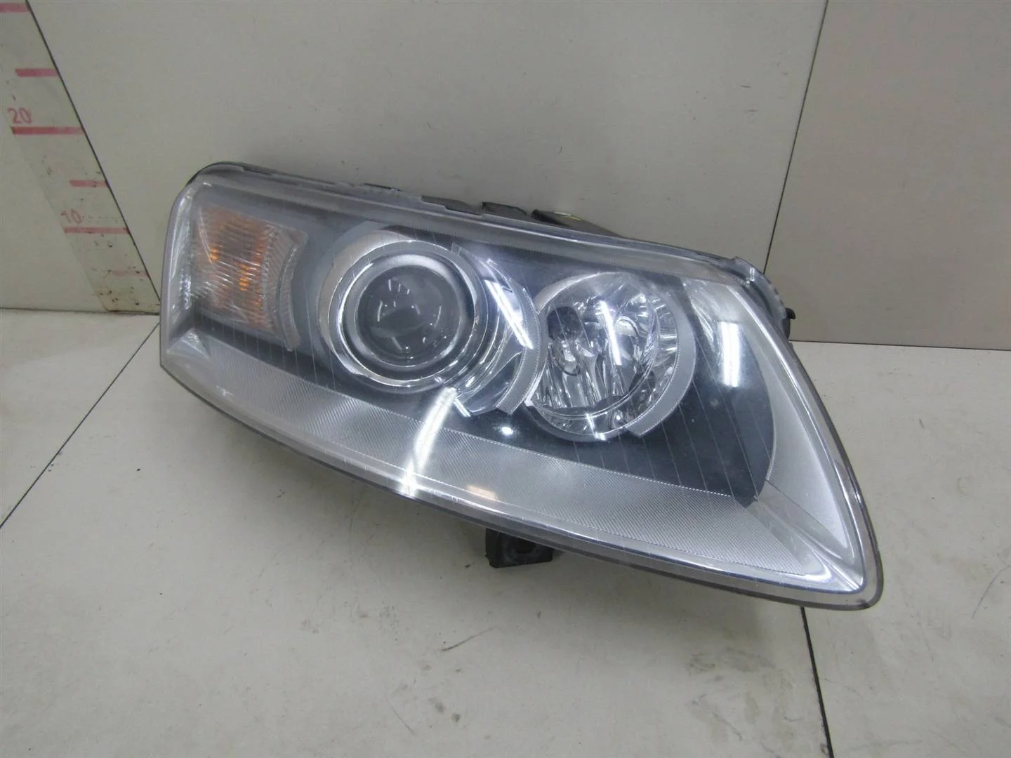 Фара правая Audi A6 (C6,4F) 2005-2011  [4F0941030AK]  в Вологде