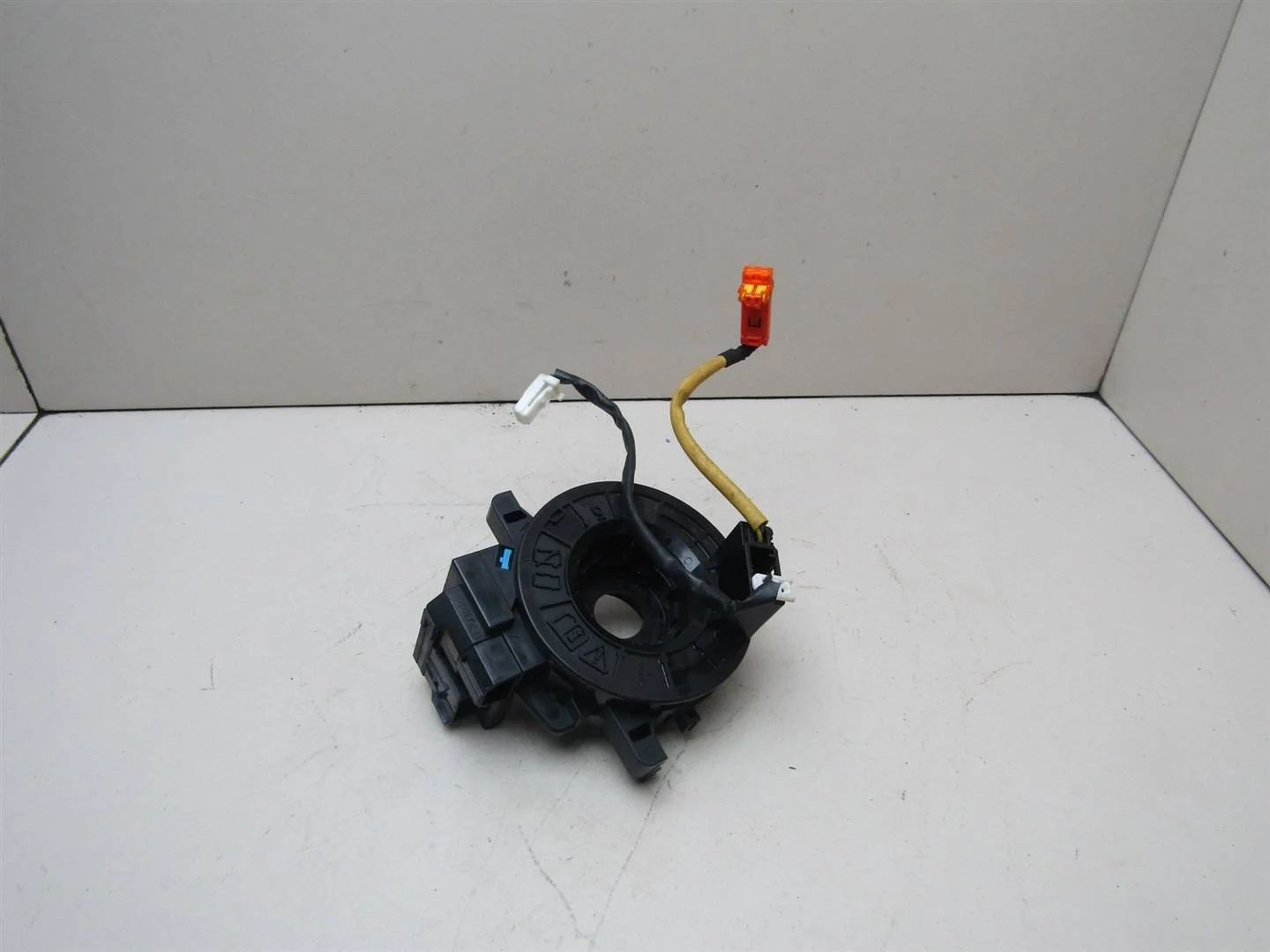 Механизм подрулевой для SRS (ленточный) Toyota Auris (E15) 2006-2012  [843060D070]  1.6 1ZRFE  в Вологде
