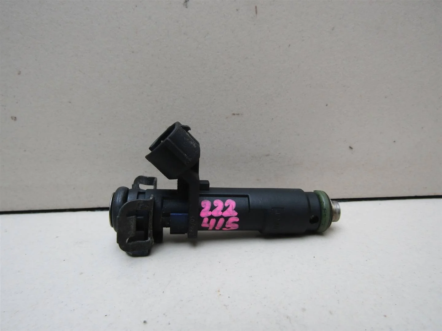 Форсунка инжекторная электрическая Peugeot 407 2004-2010  [1984F8]  2.0 16V EW10A в Вологде