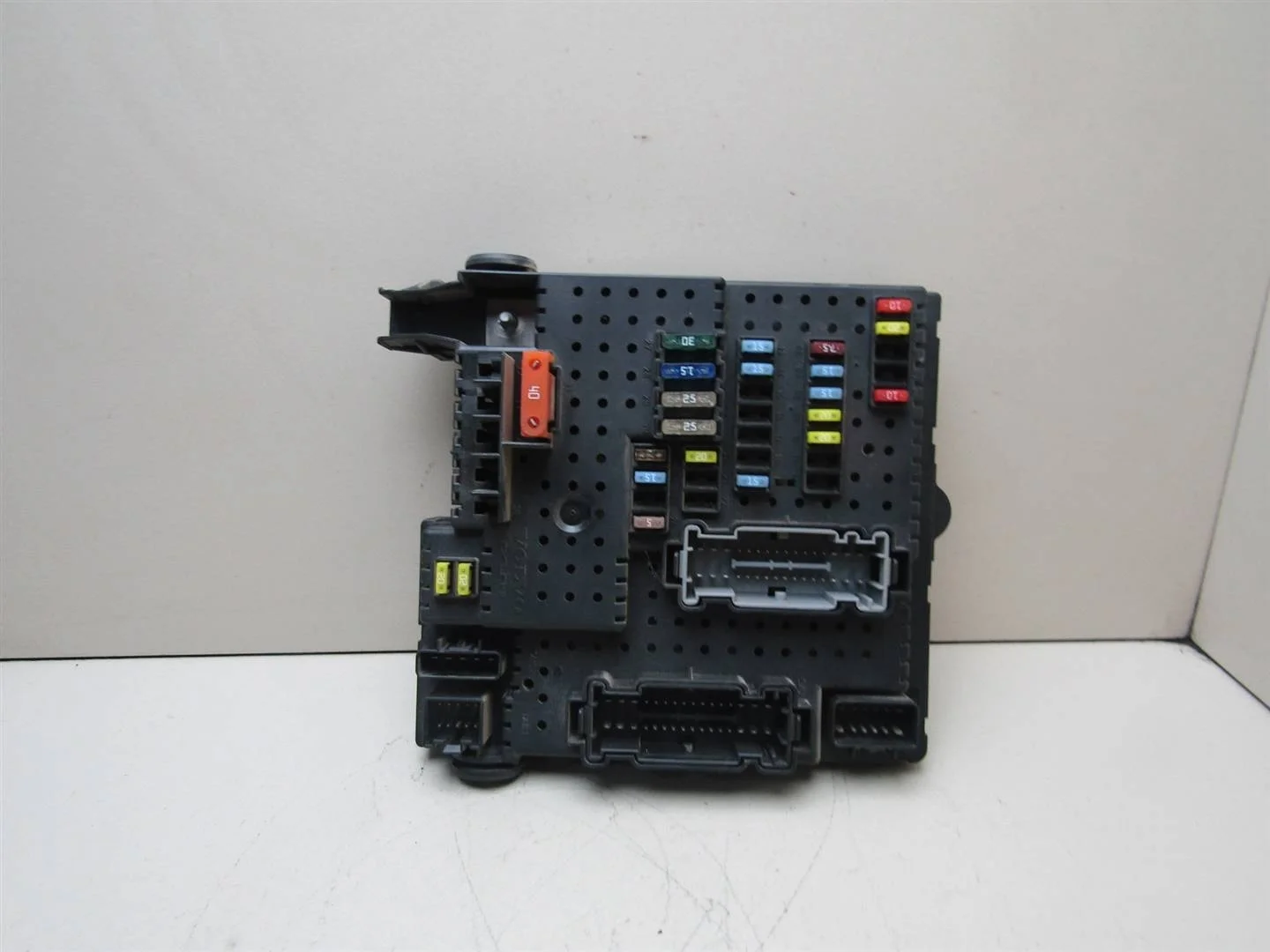 Блок предохранителей Volvo XC70 Cross Country 2000-2006  [30786646]  B5254T2 в Вологде