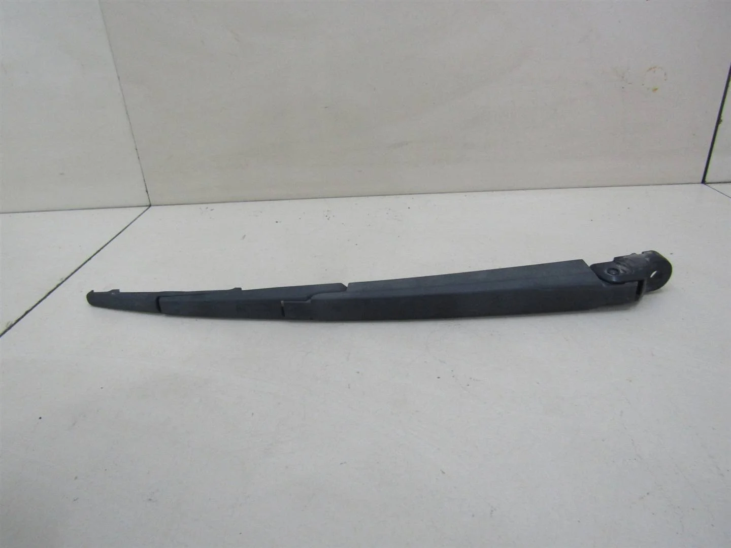 Поводок стеклоочистителя заднего Opel Astra J 2010-2017  [13256919]  в Вологде