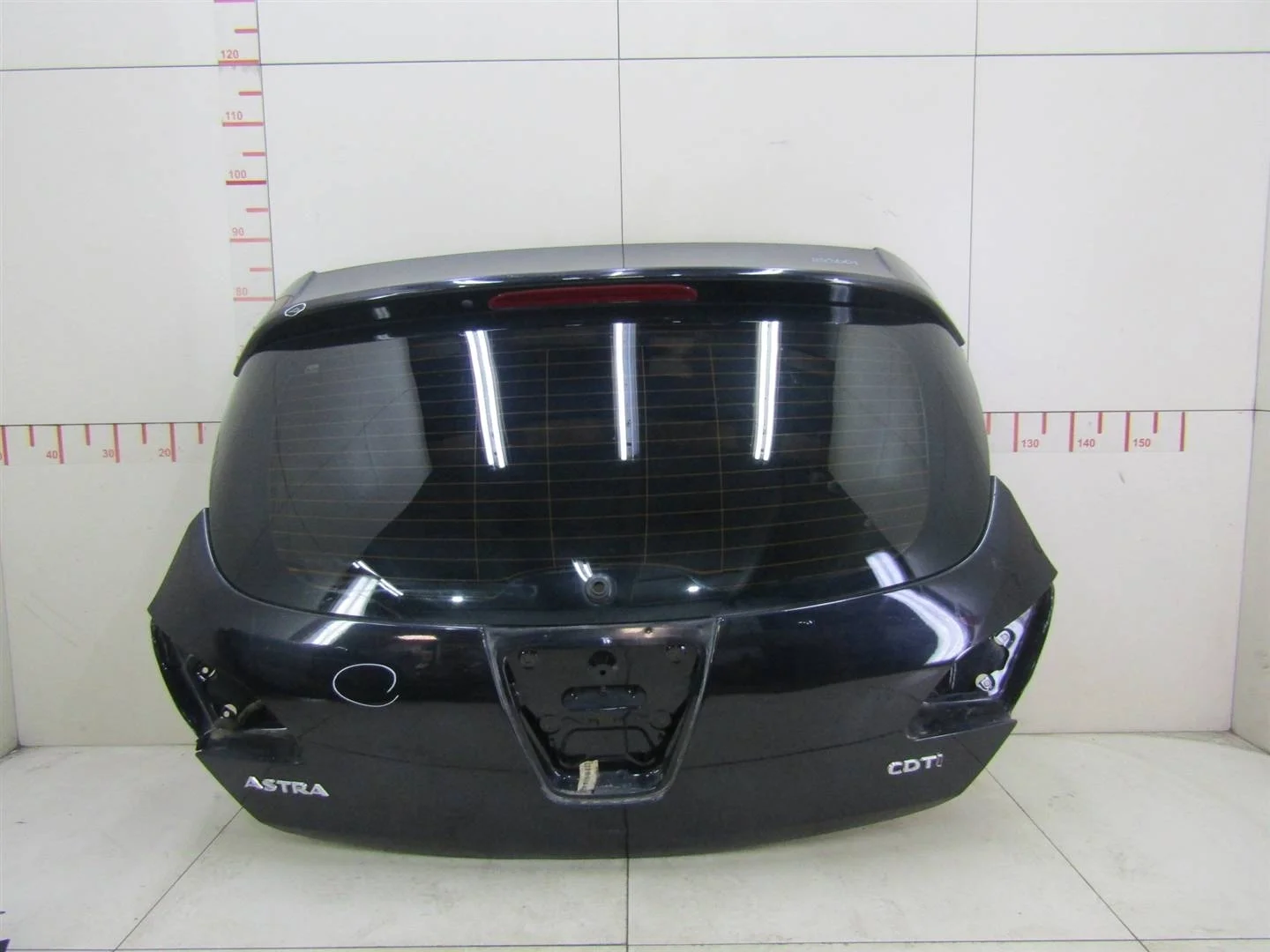 Дверь багажника Opel Astra J 2010-2017  [13288625]  1.6 A16XER в Вологде