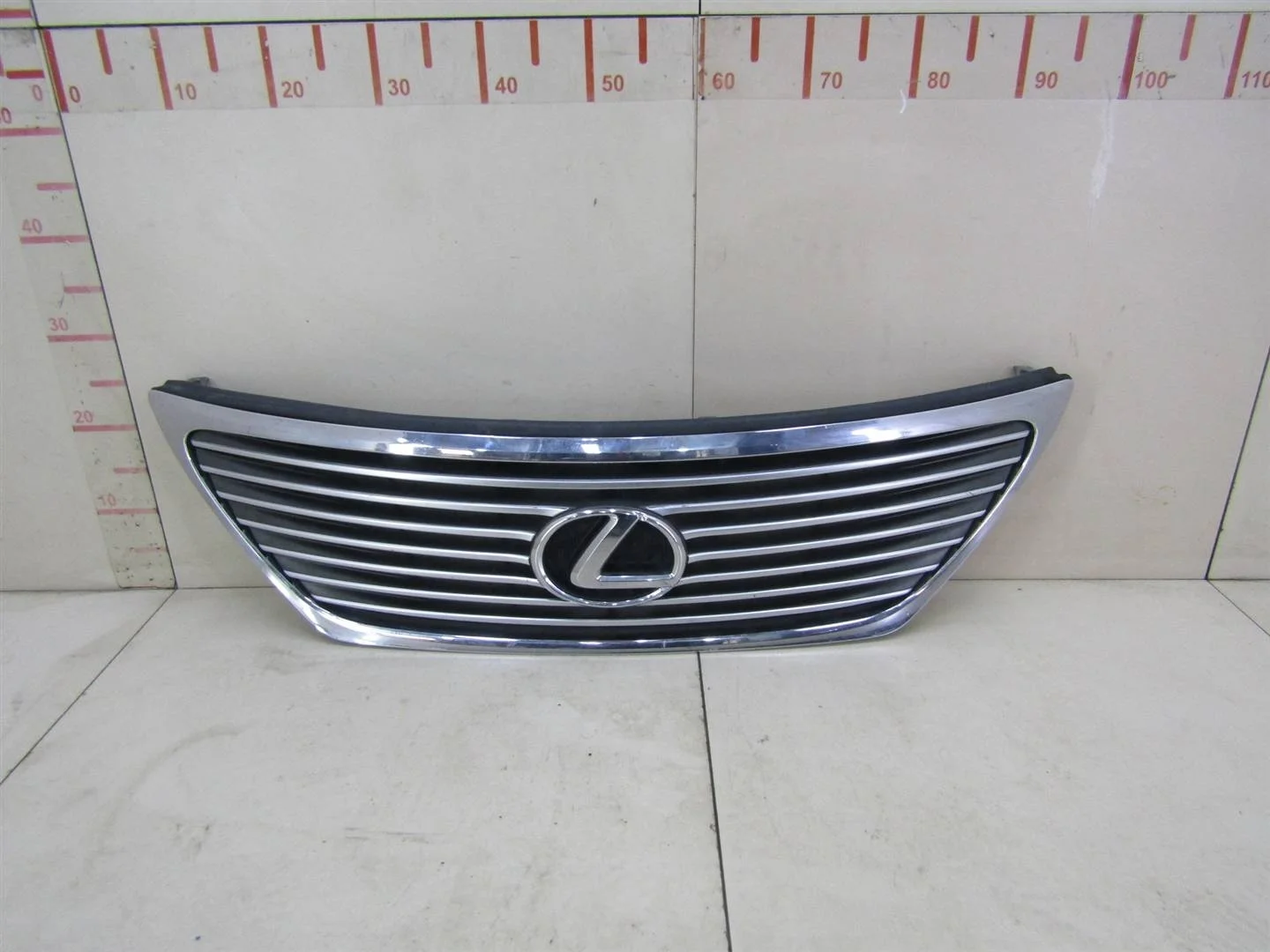 Решетка радиатора Lexus LS (USF4) 2006-нв  [5311250120]  4.6 32v 1UR-FSE в Вологде