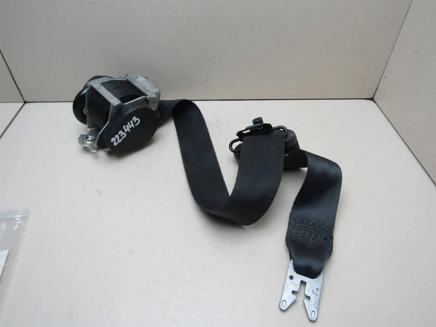 Ремень безопасности с пиропатроном Renault Megane III 2009-нв  [868840008R]  1.5 8V DCI K9K834 в Вологде