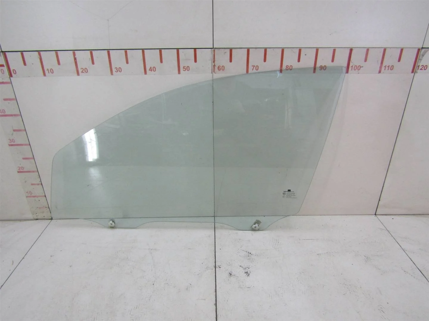 Стекло двери передней левой Chevrolet Aveo (T250) 2005-2011  [96541675]  1.2 8V B12S1 в Вологде