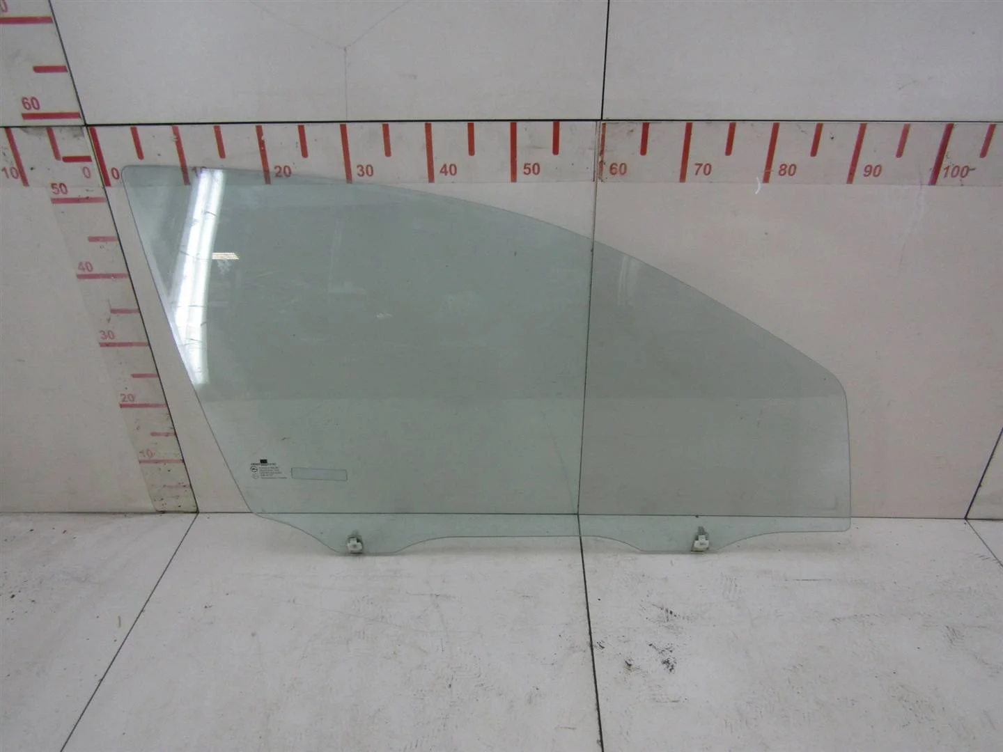 Стекло двери передней правой Chevrolet Aveo (T250) 2005-2011  [96541676]  1.2 8V B12S1 в Вологде