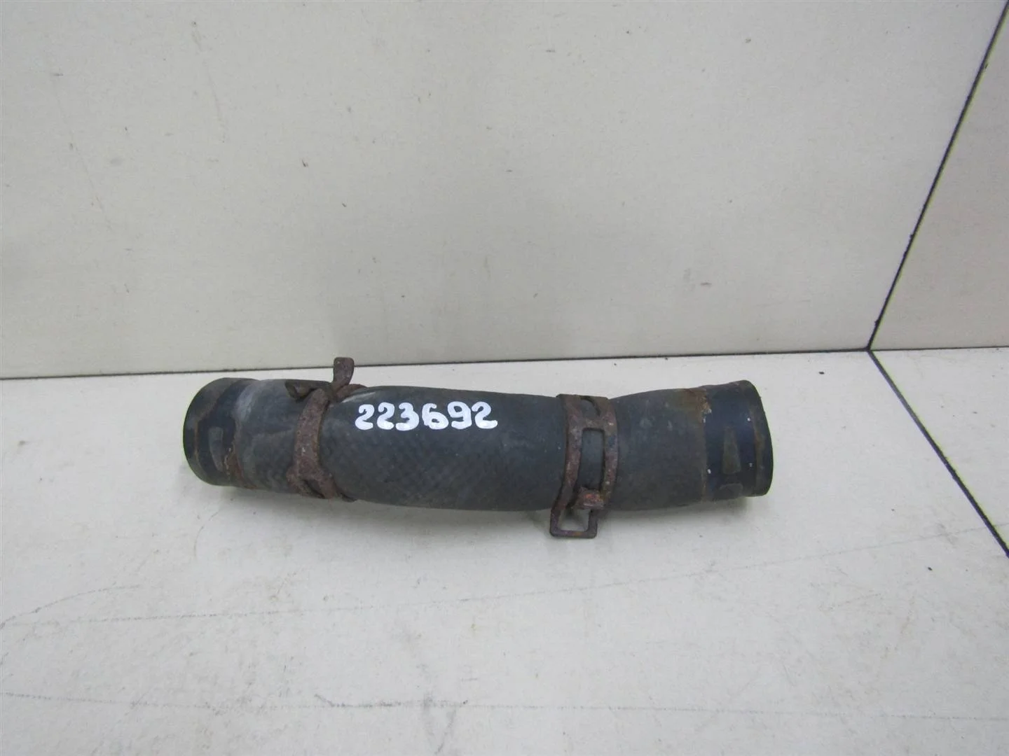 Патрубок радиатора Mitsubishi Lancer (CX, CY) 2007-нв  [1370A121]  1.5 16V 4A91 в Вологде