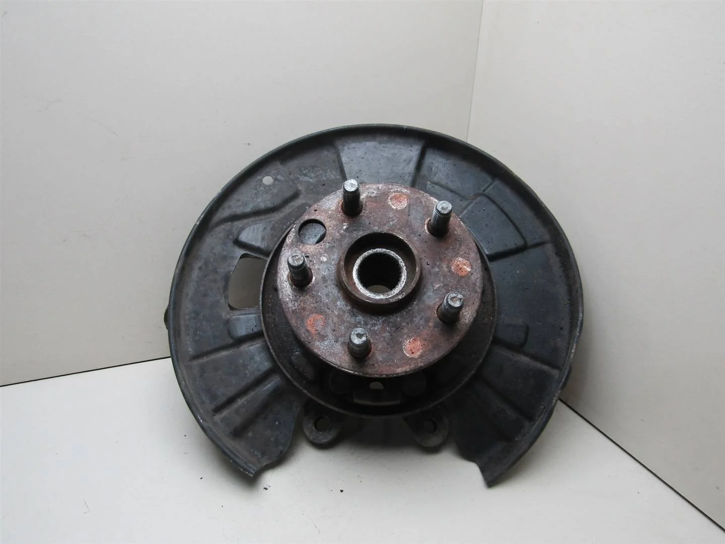 Кулак поворотный задний правый Lexus LS (USF4) 2006-нв  [4230450100]  4.6 32v 1UR-FSE в Вологде