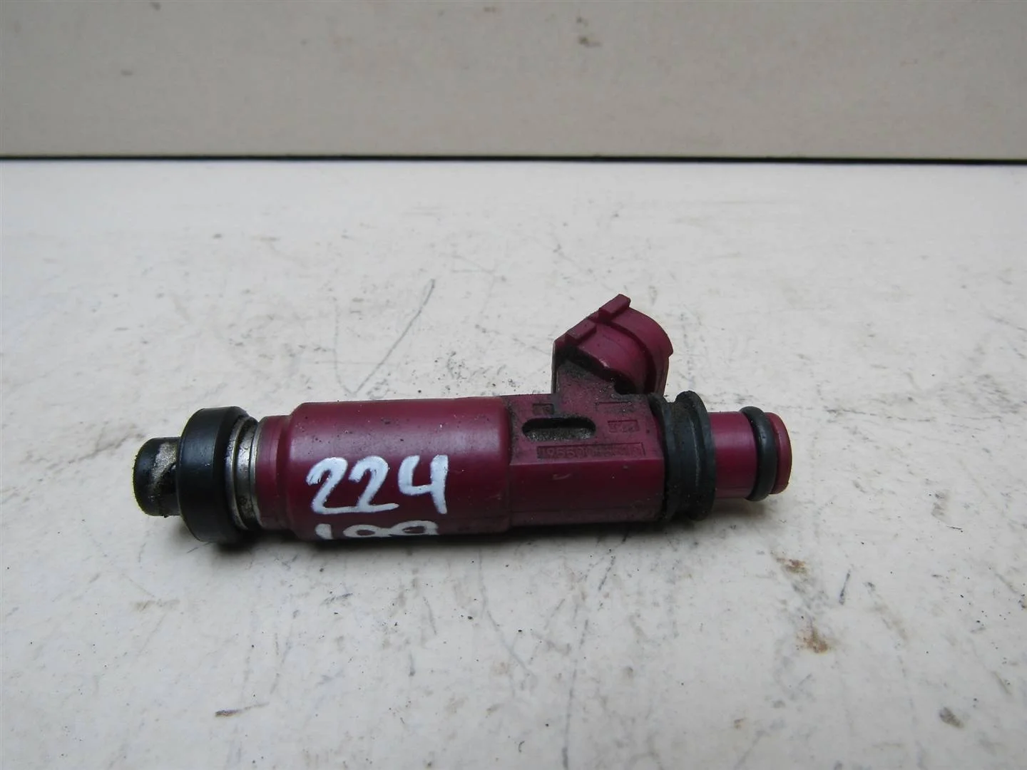 Форсунка инжекторная электрическая Mazda Mazda 3 (BK) 2002-2009  [BP4W13250]  1.6 16V Z6 в Вологде