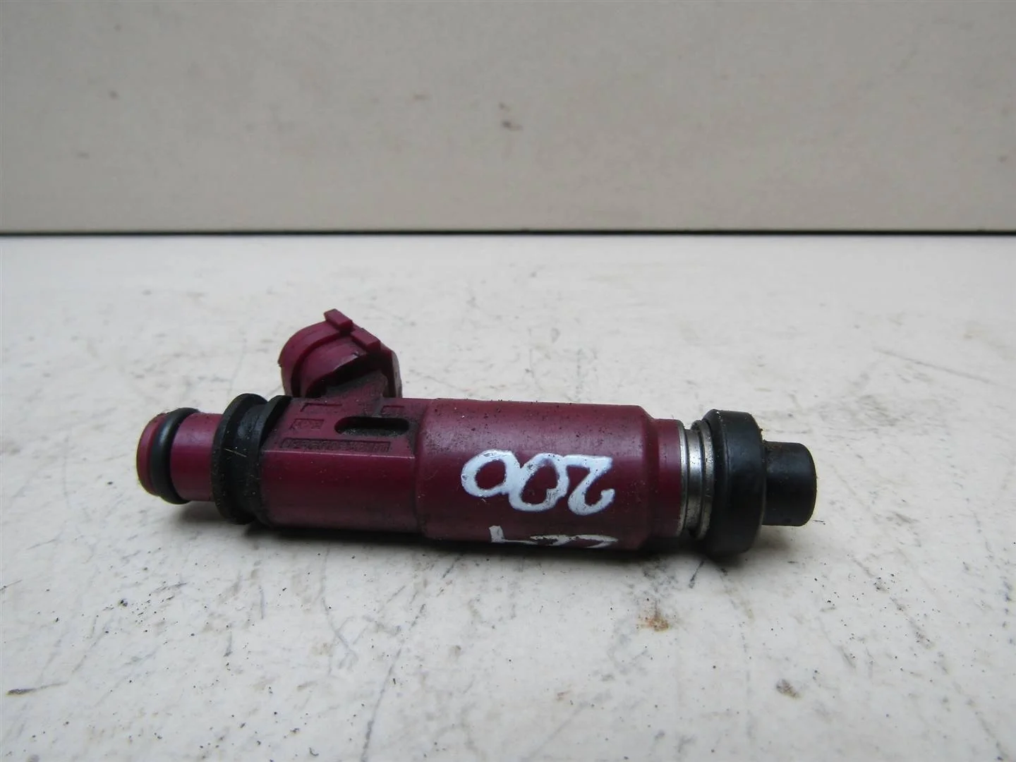 Форсунка инжекторная электрическая Mazda Mazda 3 (BK) 2002-2009  [BP4W13250]  1.6 16V Z6 в Вологде