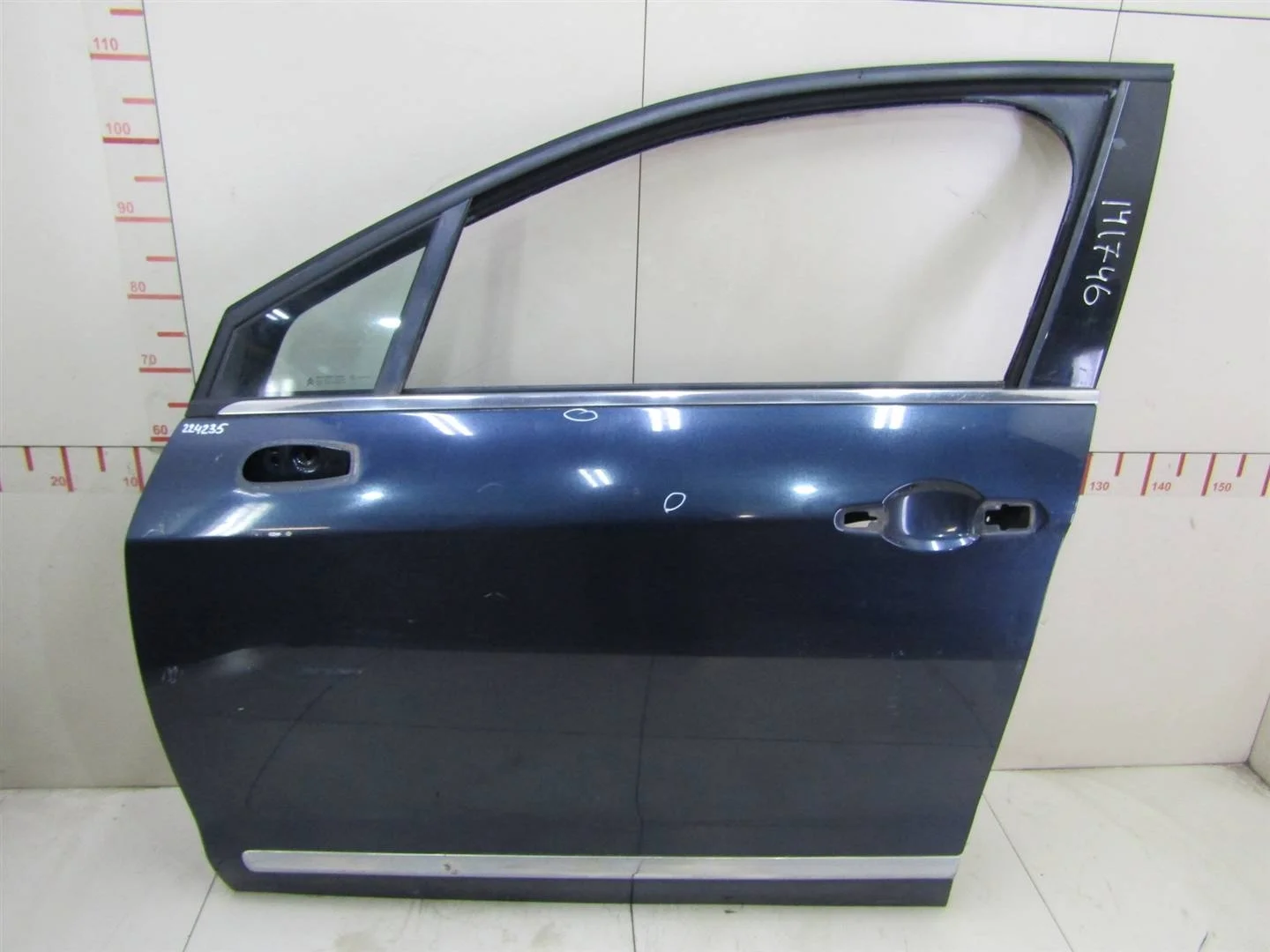 Дверь передняя левая Citroen C5 2008-2017  [9002Y8]  в Вологде