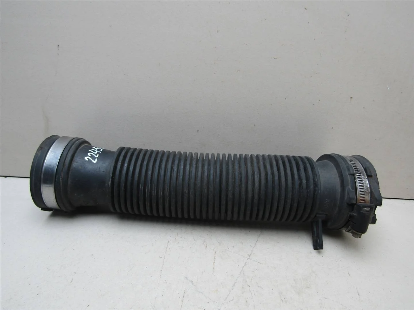 Патрубок воздушного фильтра Renault Megane III 2009-нв  [8200645982]  1.5 8V DCI K9K834 в Вологде