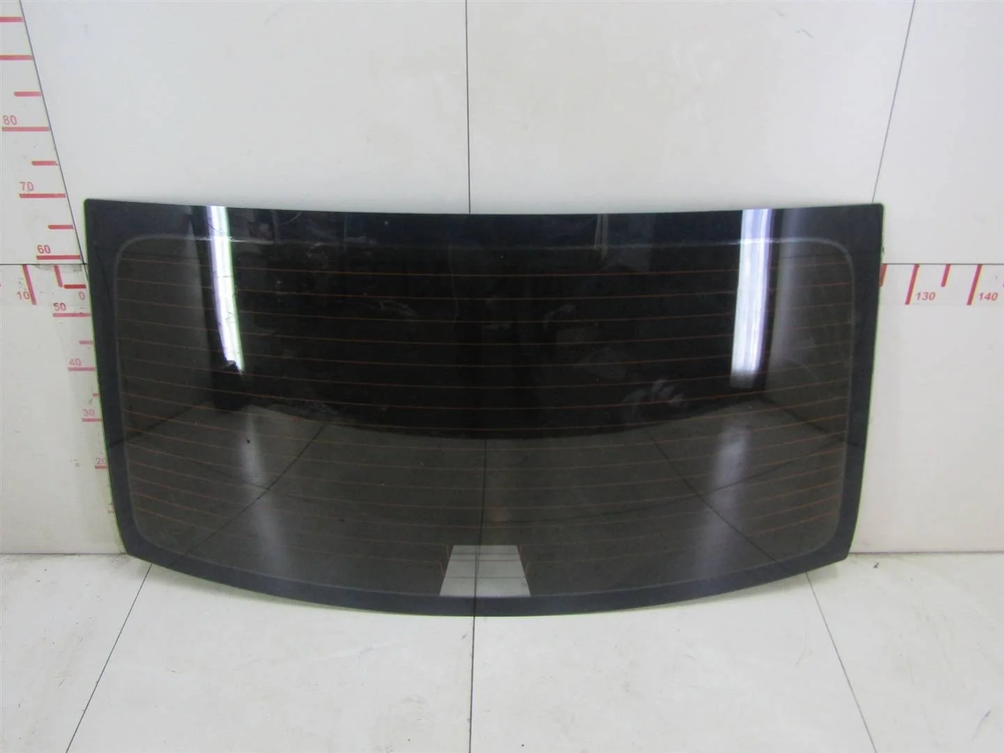 Стекло заднее Renault Logan 2005-2014  [8200419024]  1.4 8v K7J 710 в Вологде