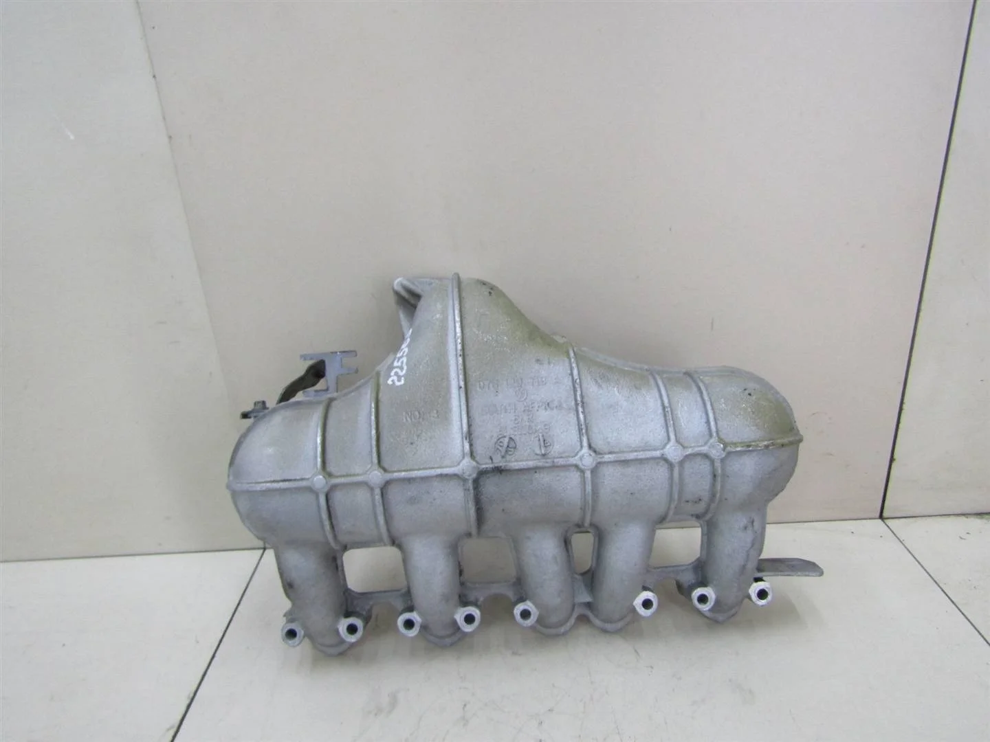 Коллектор впускной VW Crafter 2006-2019  [076129713A]  2.5 TDI BJK в Вологде