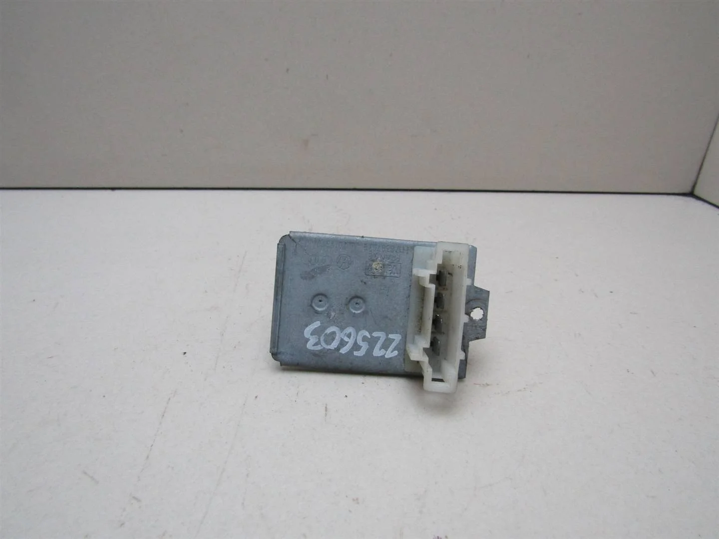 Резистор отопителя VW Transporter T4 1996-2003  [701959263A]  в Вологде