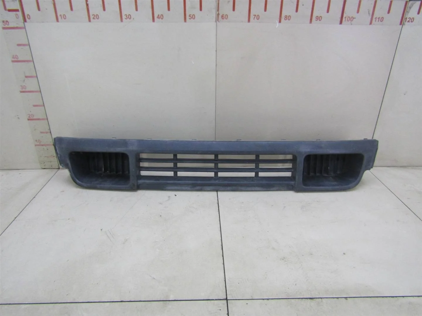 Решетка в бампер центральная VW Transporter T5 2003-2015  [7H0807719]  в Вологде