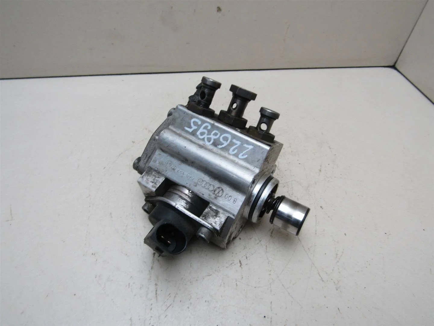 ТНВД Audi A4 (B6) 2000-2004  [06D127026H]  2.0 FSI AWA в Вологде