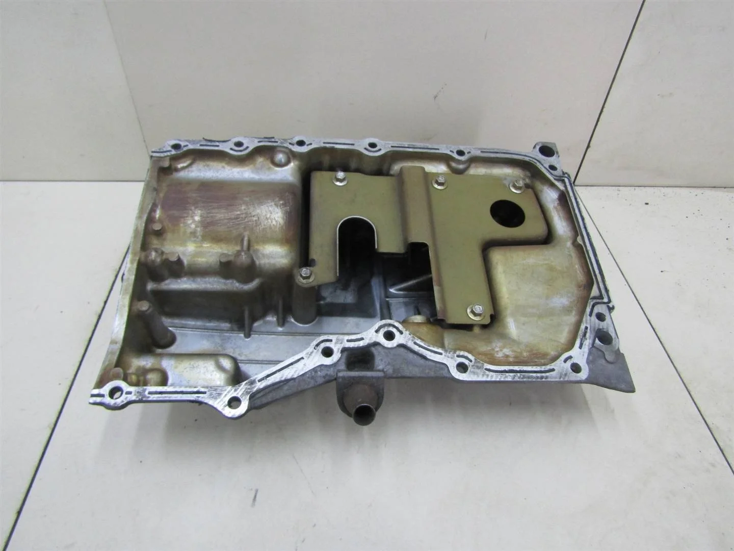 Поддон масляный двигателя Ford Focus II 2008-2011  [5340157]  1.8 2.0 в Вологде