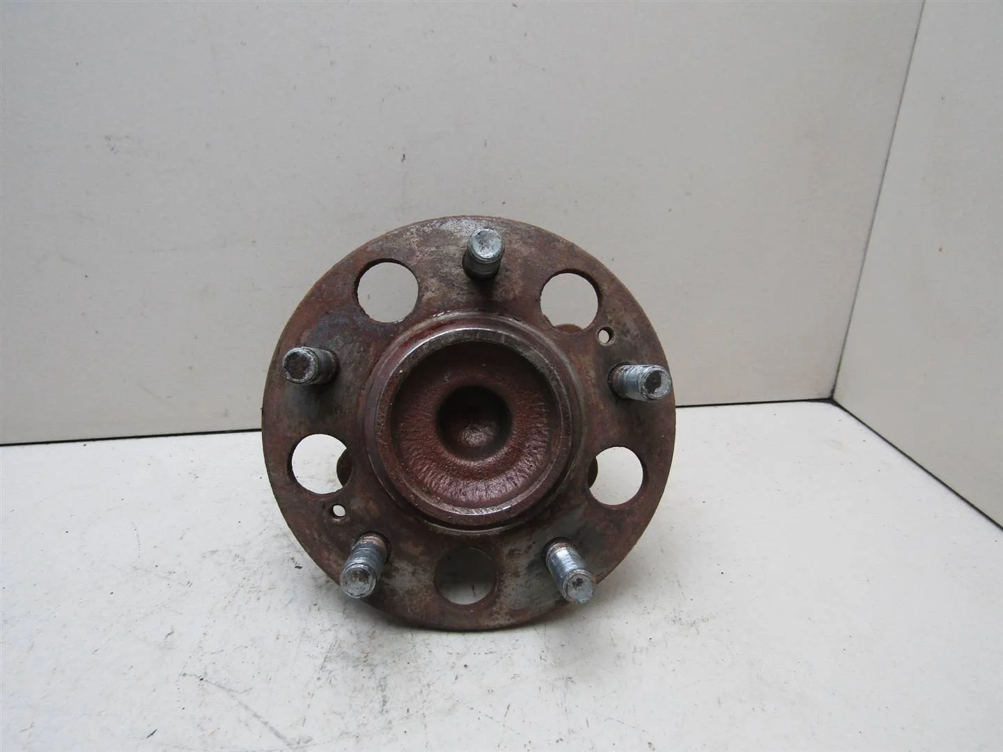 Ступица задняя Kia Ceed 2012-2018  [527302H000]  1.6 G4FG в Вологде