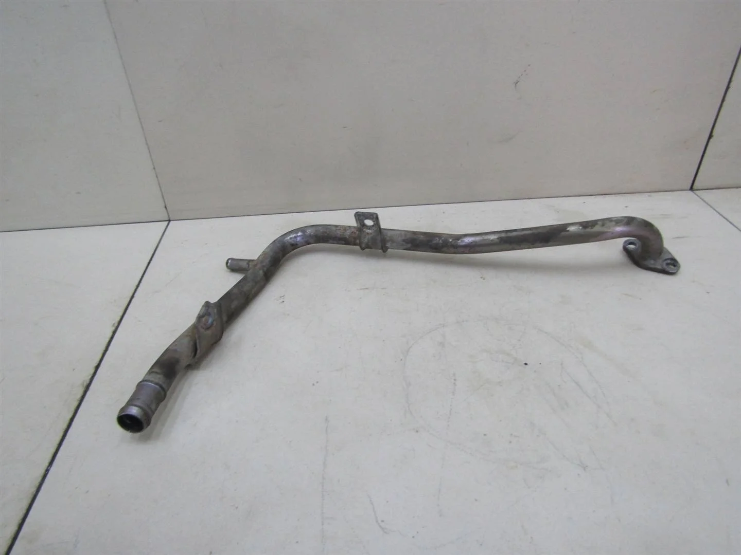 Трубка охлажд. жидкости металлическая Kia Ceed 2012-2018  [254572B000]  1.6 G4FG в Вологде