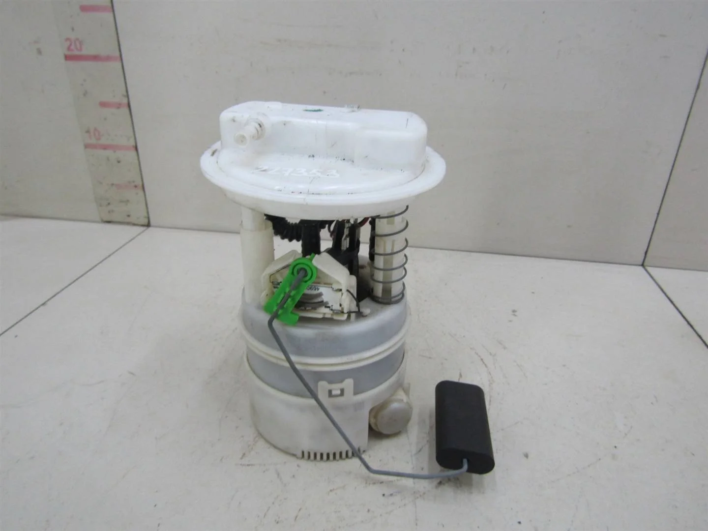 Насос топливный электрический Renault Logan 2005-2014  [6001547604]  1.4 8v K7J 710 в Вологде