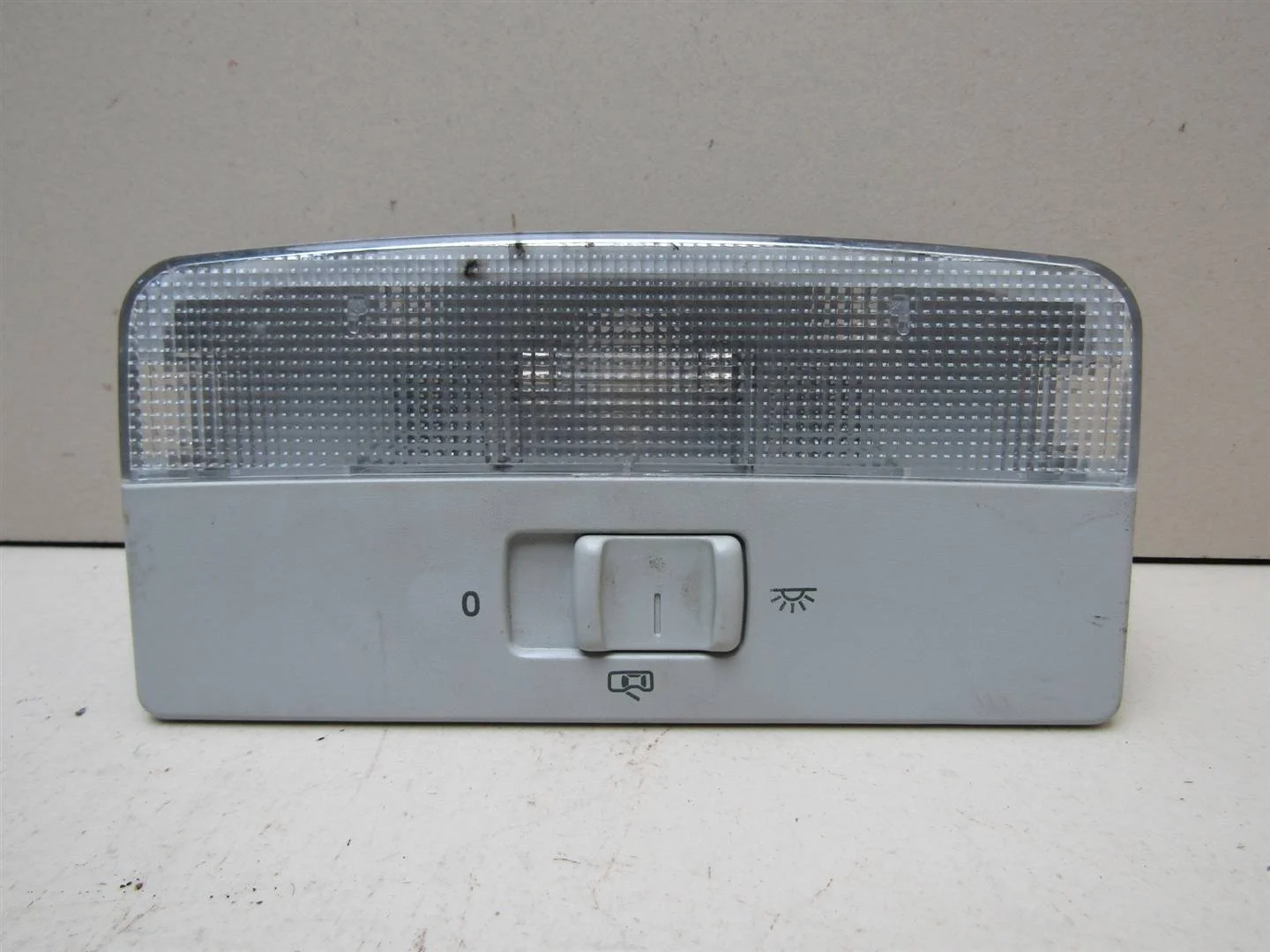 Плафон салонный VW Polo (Sed RUS) 2011-2020  [6Q0947105MY20]  1.6 CFNA в Вологде