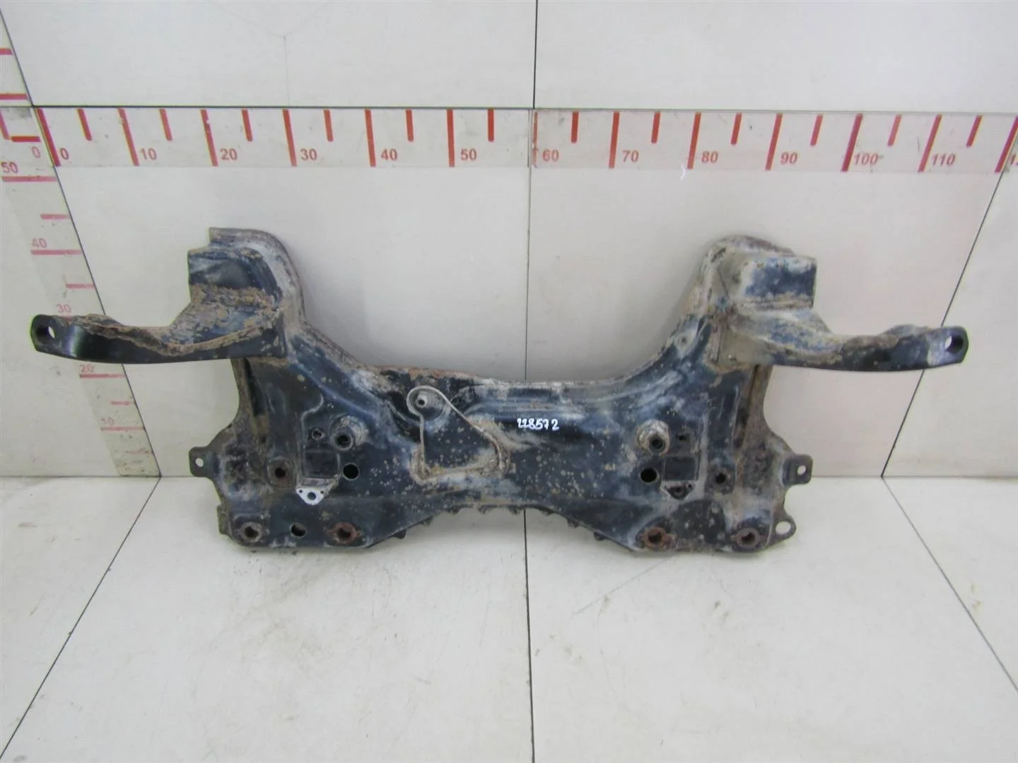 Балка подмоторная Ford Focus I 1998-2004  [1812821]  1.6 8V CDDA Zetec RoCam в Вологде