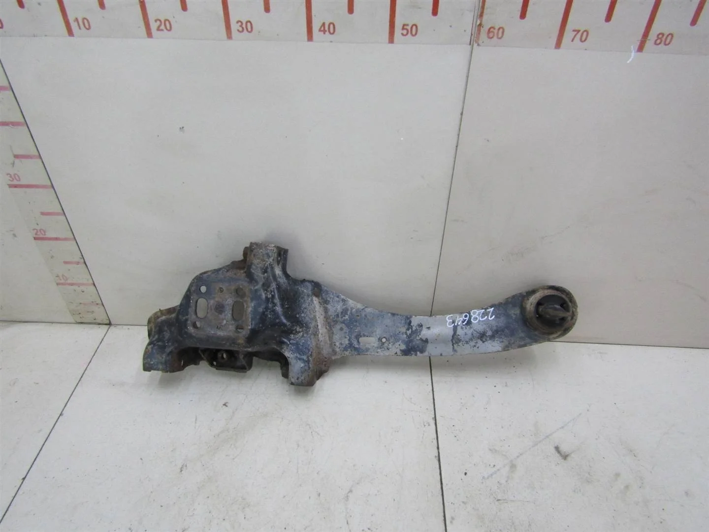 Рычаг задний продольный правый Ford Focus I 1998-2004  [4628189]  1.6 8V CDDA Zetec RoCam в Вологде