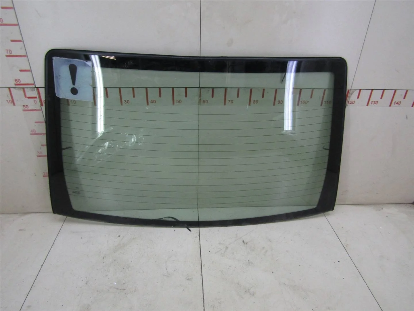 Стекло заднее Ford Focus I 1998-2004  [1090399]  1.6 8V CDDA Zetec RoCam в Вологде