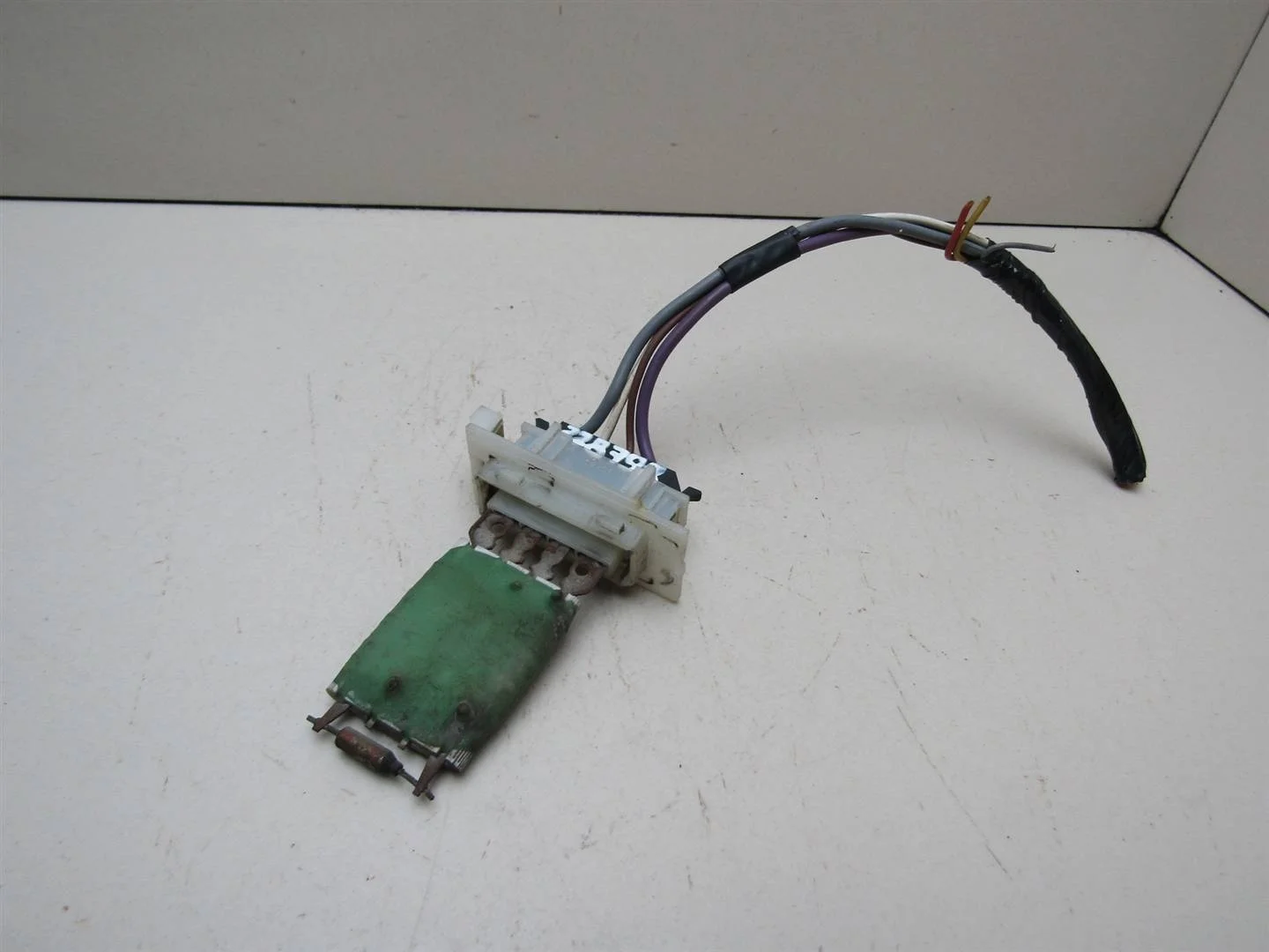 Резистор отопителя Renault Logan 2005-2014  [6001547488]  1.6 K7M710 в Вологде